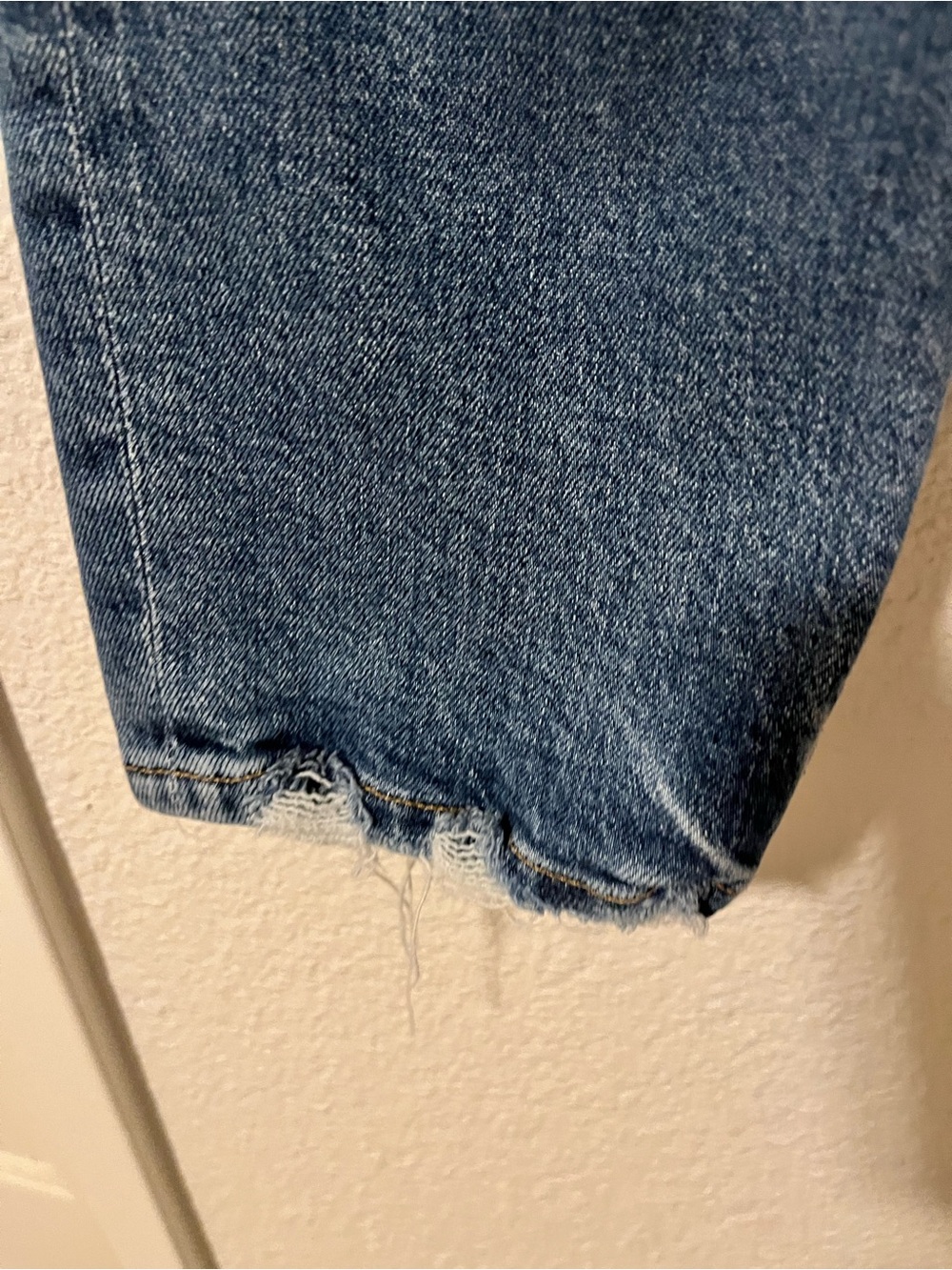 Agolde Riley High Rise Jeans - Picture 4 of 9